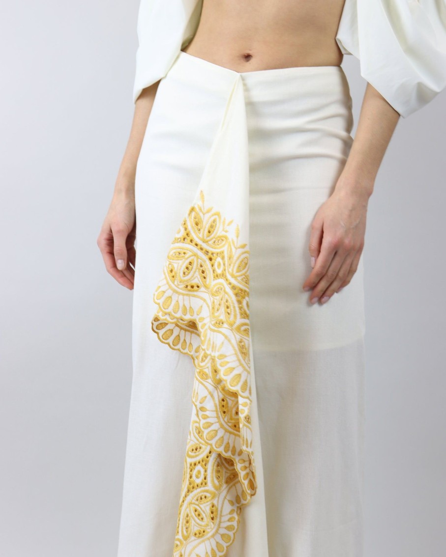 Women Agua De Coco Skirts | Embroidered Off-White Linen Blend Skirt